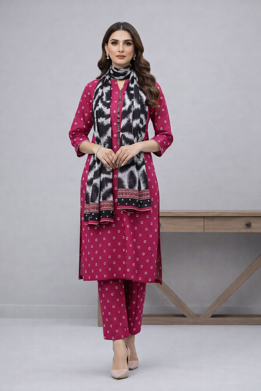 3 PCS UNSTITCHED SUIT|FABRIC Lawn90/70 #1004